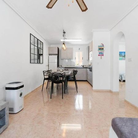 Villa-Capricho Playa - Zeus Torrevieja Bagian luar foto