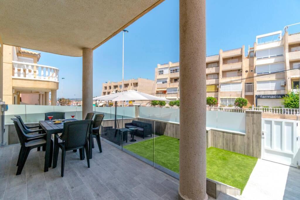 Villa-Capricho Playa - Zeus Torrevieja Bagian luar foto