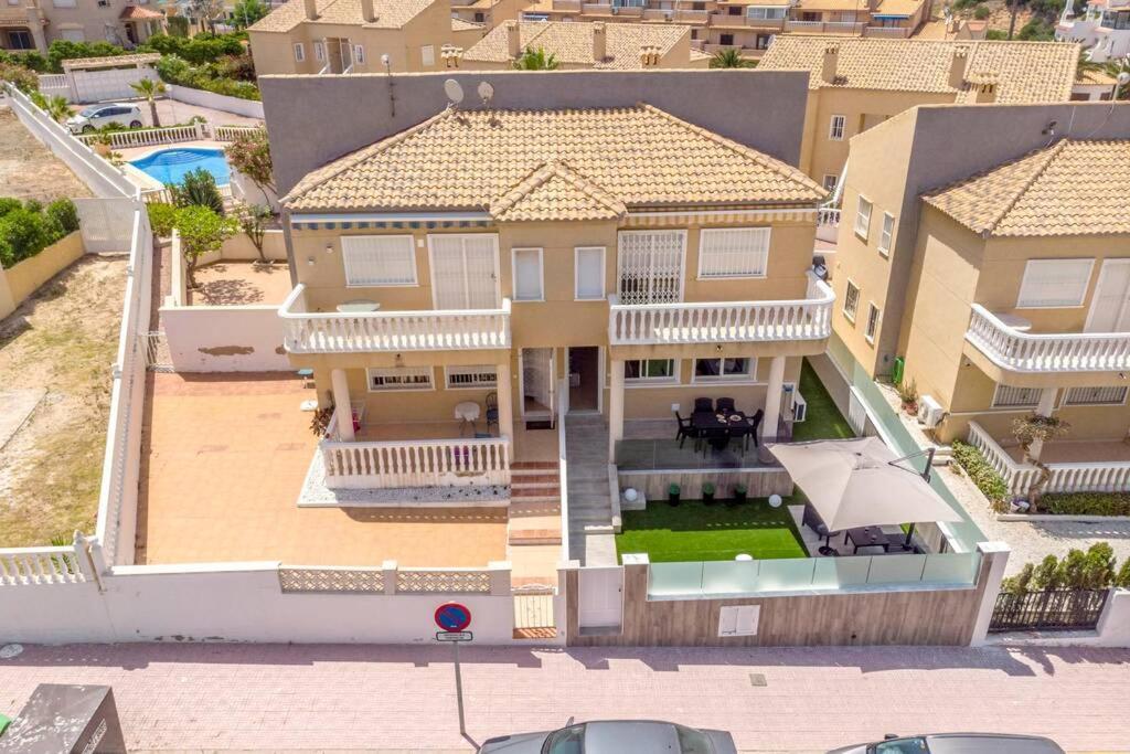 Villa-Capricho Playa - Zeus Torrevieja Bagian luar foto